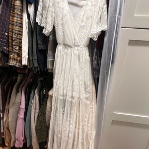 Elegant White Lace Maxi Dress